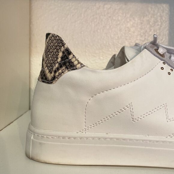 Steve Madden Bianka Sneakers Womens 10M White Studded Streetwear Minimalist - Picture 7 of 14